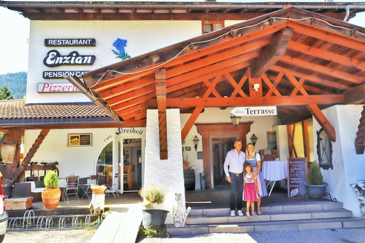 Gasthof Enzian 탄하임 외부 사진